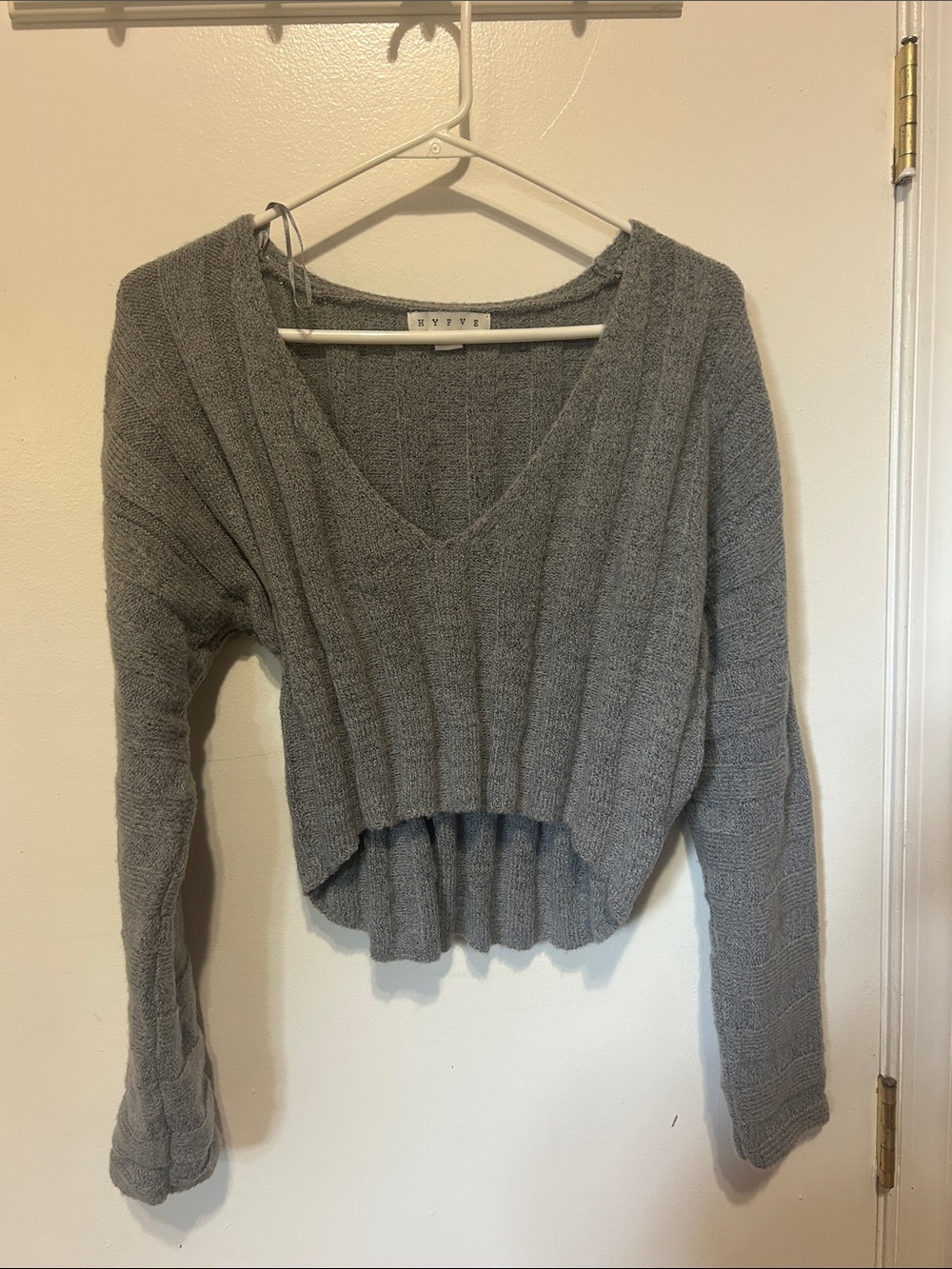 Cozy V-Neck Gray Cropped Sweater